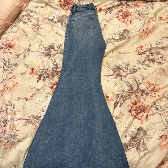ANA High Rise Flare/Bell Bottom Jeans - Picture 5 of 8